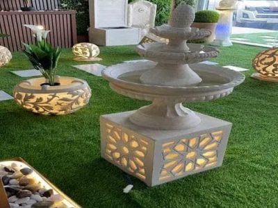 ناقورة-مضيئة